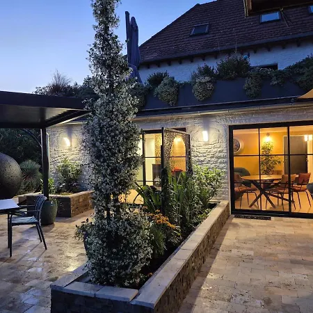 Le Logis De La Mesanges Bleue 펜션 *