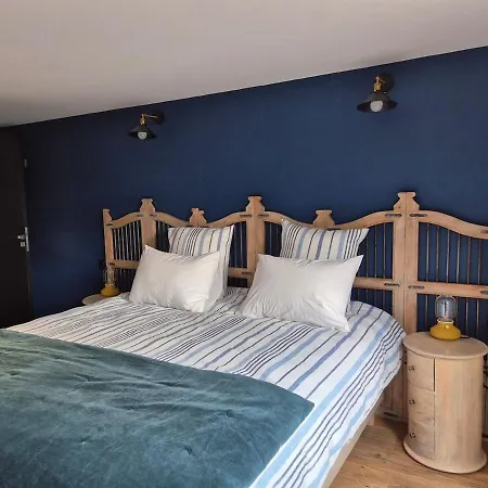 Le Logis De La Mesanges Bleue Holiday home Gignac (Lot)
